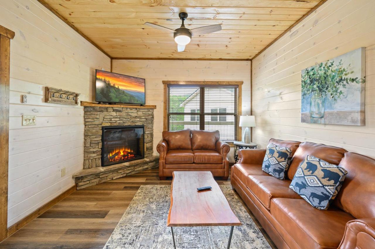 Osprey Nest Cottage Modern New Cabin Pigeon Forge Εξωτερικό φωτογραφία